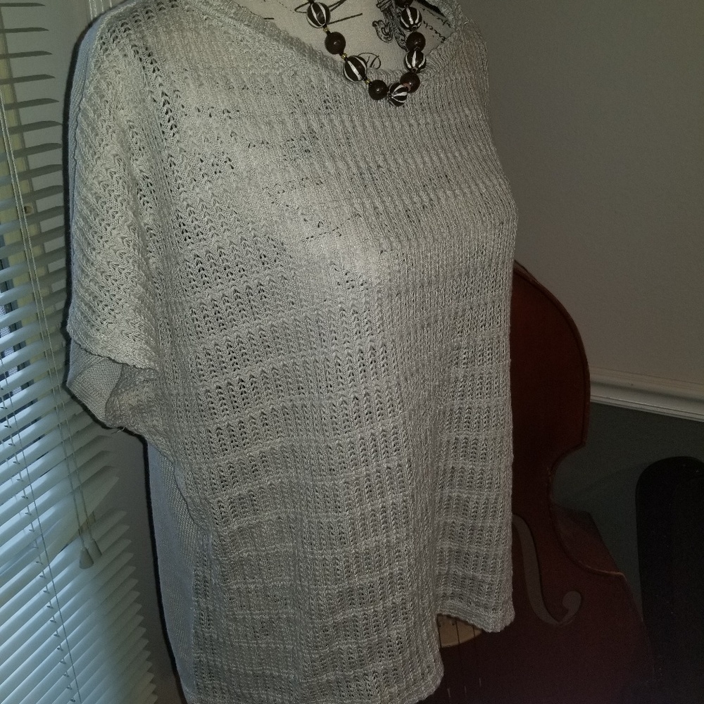 Beige lightweight sweater size 18/20 - Picture 2 of 6